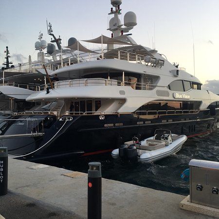 Przystań w Porto Cervo